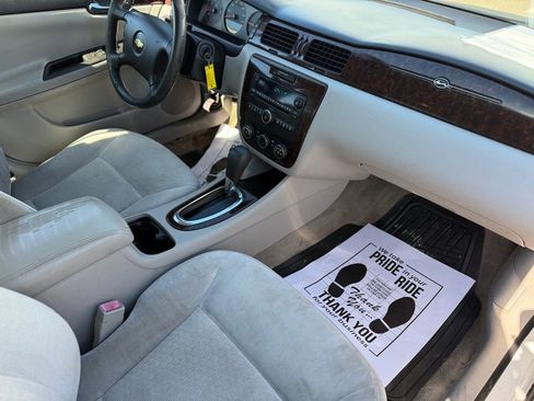 Used 2014 Chevrolet Impala Limited LS image 13