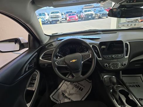 Certified 2024 Chevrolet Malibu LT image 12