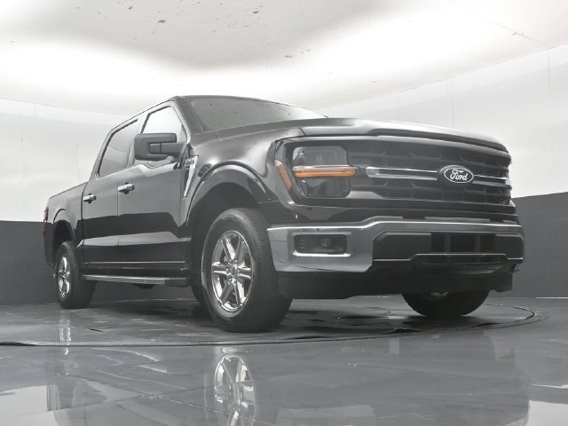 Used 2025 Ford F150 XLT w/ Equipment Group 301A Standard RWD image 52
