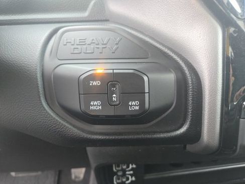 Used 2026 RAM 2500 Big Horn AWD/4WD image 33