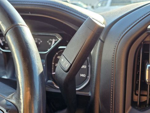 Used 2020 GMC Sierra 1500 SLE w/ SLE Value Package image 37