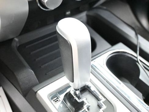 Used 2014 Toyota Tundra SR5 w/ TRD Off Road Package image 22