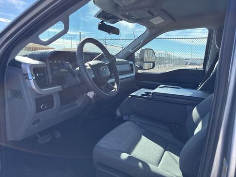 Used 2024 Ford F250 XLT w/ FX4 Off-Road Package image 9