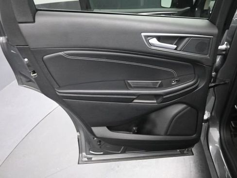 Certified 2024 Ford Edge Titanium AWD/4WD image 22