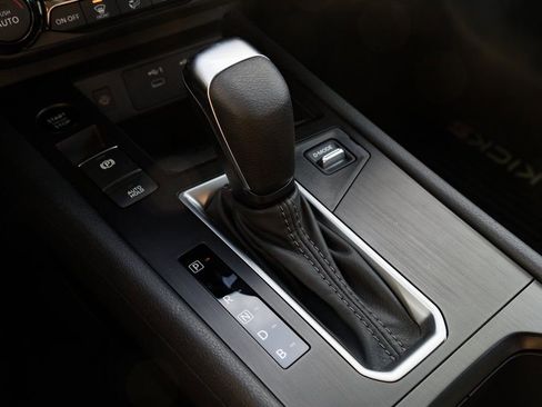 New 2026 Nissan Kicks SV w/ SV Premium Package image 17