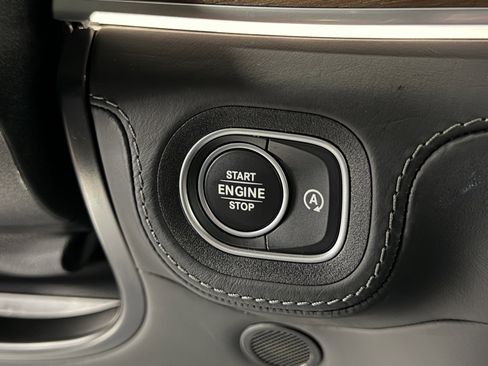 Used 2024 Mercedes-Benz Maybach GLS 600 4MATIC image 34