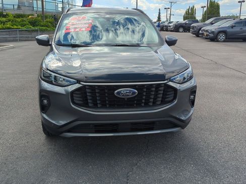 Used 2024 Ford Escape Platinum AWD/4WD image 2