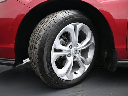 Used 2025 Honda Accord LX image 40