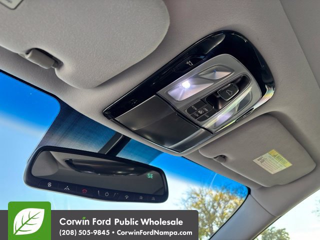 Used 2014 Hyundai Azera Limited w/ Option Group 02 FWD image 20