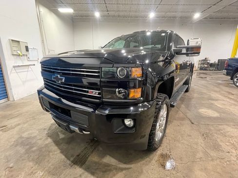 Used 2018 Chevrolet Silverado 2500 LTZ w/ Custom Sport Edition image 42