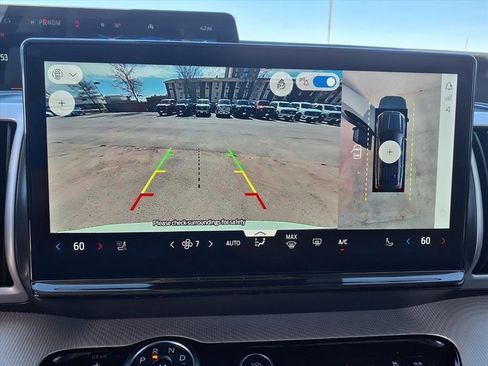 New 2026 Ford Expedition Active image 9