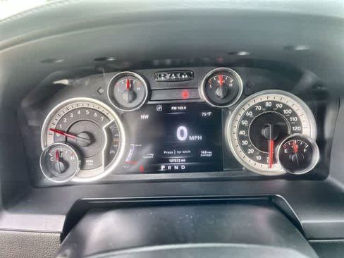 Used 2016 RAM 1500 Laramie w/ Convenience Group AWD/4WD image 19