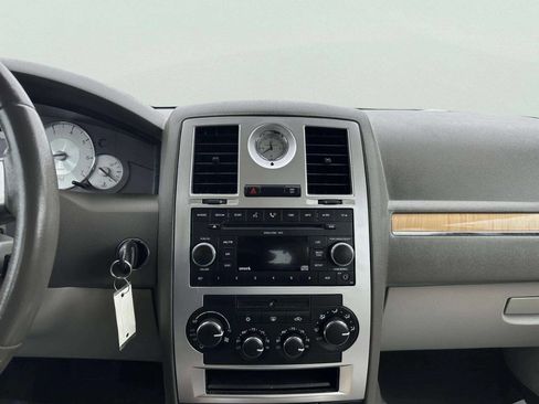 Used 2008 Chrysler 300 Limited image 26