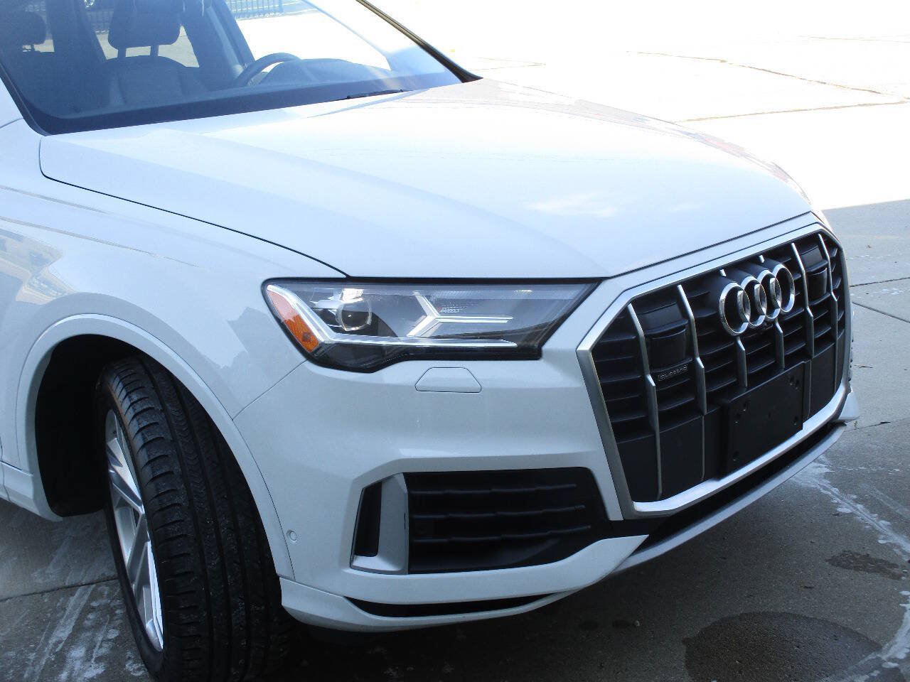Used 2023 Audi Q7 3.0T Premium Plus AWD/4WD image 64