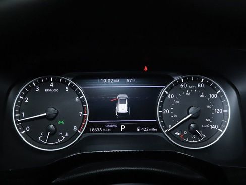 Certified 2025 Nissan Pathfinder SV FWD image 25