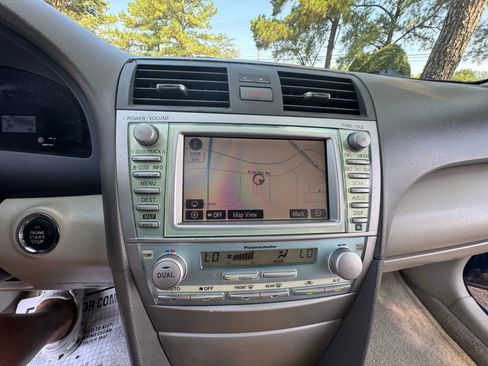 Used 2007 Toyota Camry XLE image 20