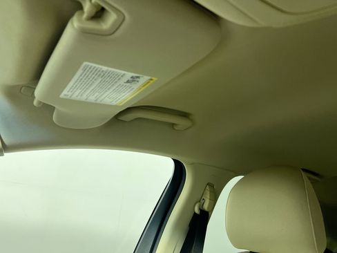 Used 2015 Ford Edge SEL image 21