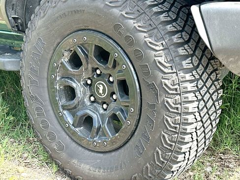 Used 2022 Ford Bronco Wildtrak image 4