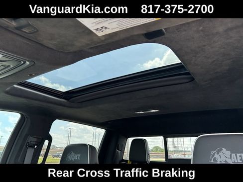 Used 2024 GMC Sierra 1500 AT4X w/ AT4X AEV Edition AWD/4WD image 32