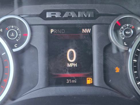 New 2026 RAM 2500 Big Horn AWD/4WD image 21