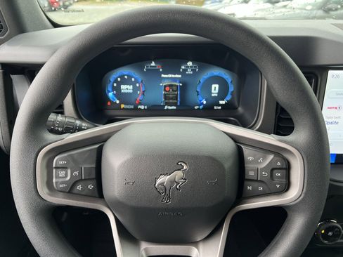 New 2025 Ford Bronco 4-Door image 16