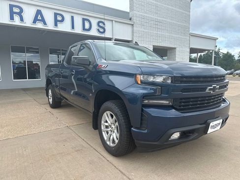 Used 2019 Chevrolet Silverado 1500 RST AWD/4WD image 1