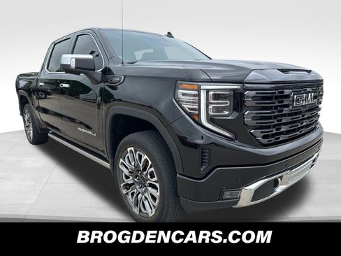 Used 2024 GMC Sierra 1500 Denali Ultimate image 10