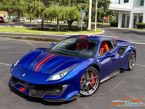 Used 2020 Ferrari 488 Pista Coupe RWD image 10