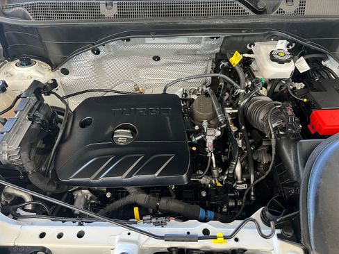 Used 2025 Buick Encore GX Preferred image 32