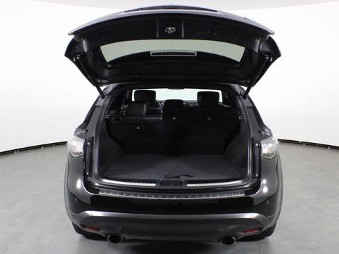 Used 2017 INFINITI QX70 AWD w/ Limited Package image 16
