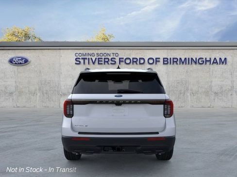 New 2026 Ford Explorer Active RWD image 6