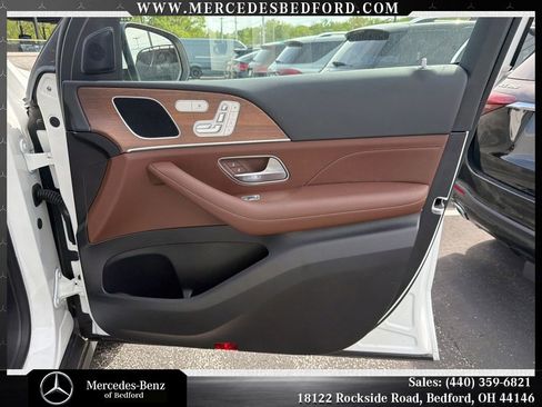 Used 2024 Mercedes-Benz GLE 350 4MATIC image 29