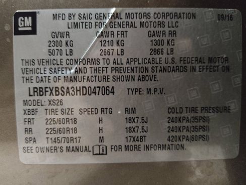 Used 2017 Buick Envision Essence FWD image 33