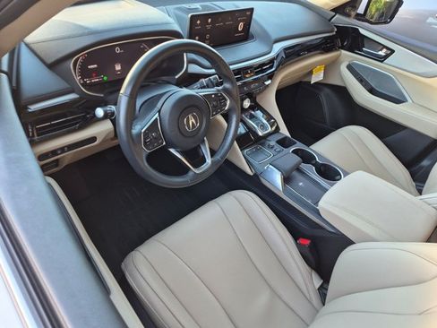 Used 2024 Acura MDX SH-AWD image 9