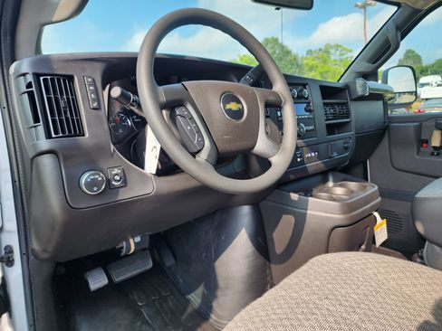 New 2025 Chevrolet Express 2500 w/ Driver Convenience Package image 26