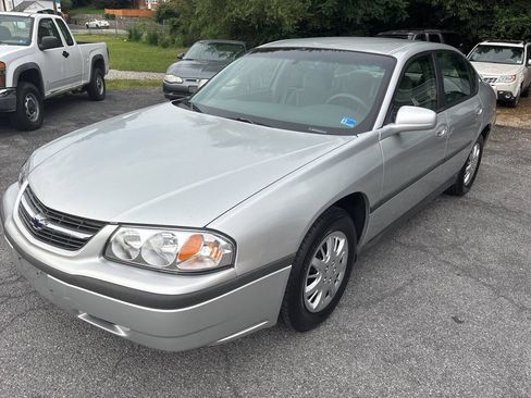 Used 2001 Chevrolet Impala FWD image 2