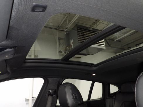 Used 2022 BMW X4 xDrive30i image 14