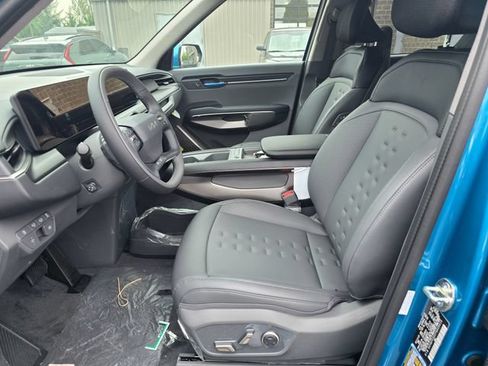 New 2026 Kia EV9 Wind AWD/4WD image 18