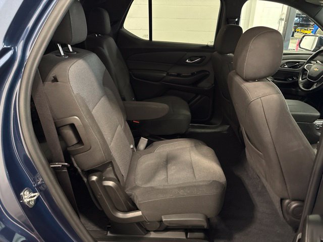 Used 2023 Chevrolet Traverse LT FWD image 36
