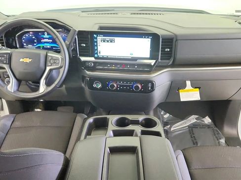 Used 2024 Chevrolet Silverado 1500 LT image 33