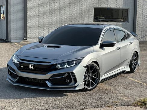 Used 2018 Honda Civic Si image 2