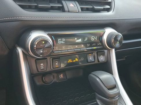 Certified 2025 Toyota RAV4 XLE w/ Convenience Package AWD/4WD image 16