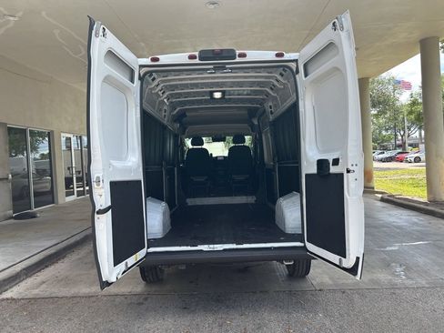 Used 2025 RAM ProMaster 2500 w/ Convenience Group FWD image 36