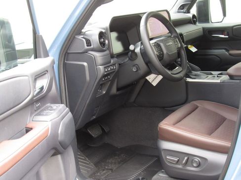 New 2026 Toyota Land Cruiser image 9