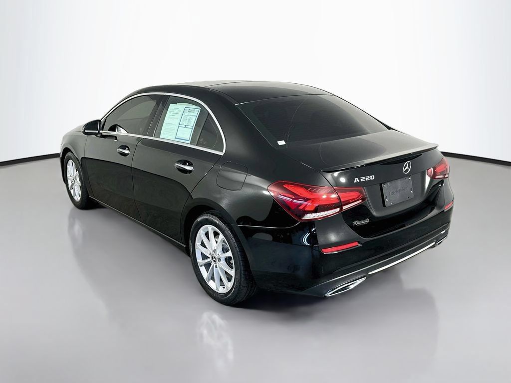 Used 2019 Mercedes-Benz A 220 w/ Premium Package image 5