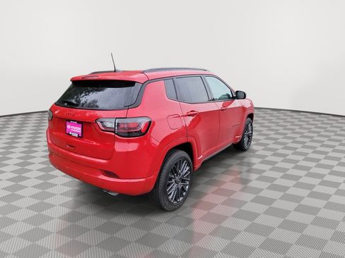 Used 2022 Jeep Compass Limited w/ (RED) Package image 8