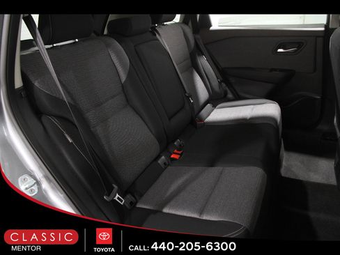 Used 2023 Nissan Rogue SV AWD/4WD image 17