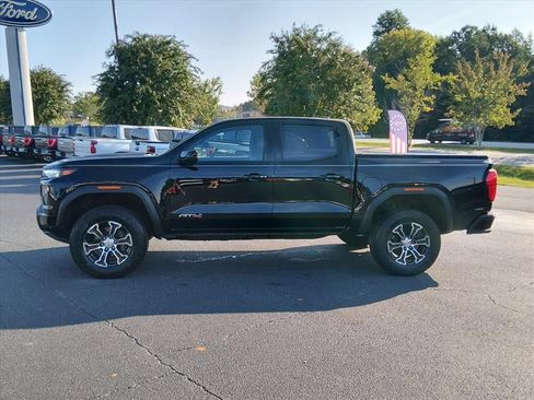 Used 2024 GMC Canyon AT4 w/ Technology Package AWD/4WD image 7