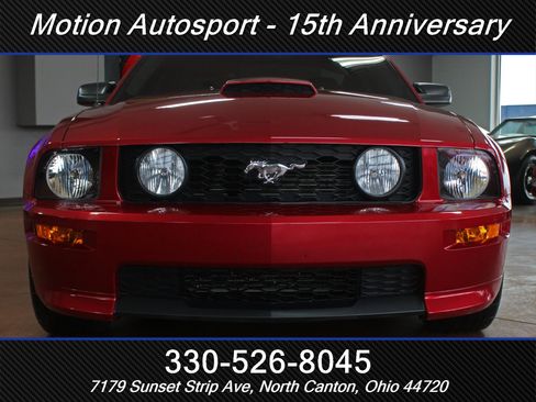 Used 2007 Ford Mustang GT Premium image 3