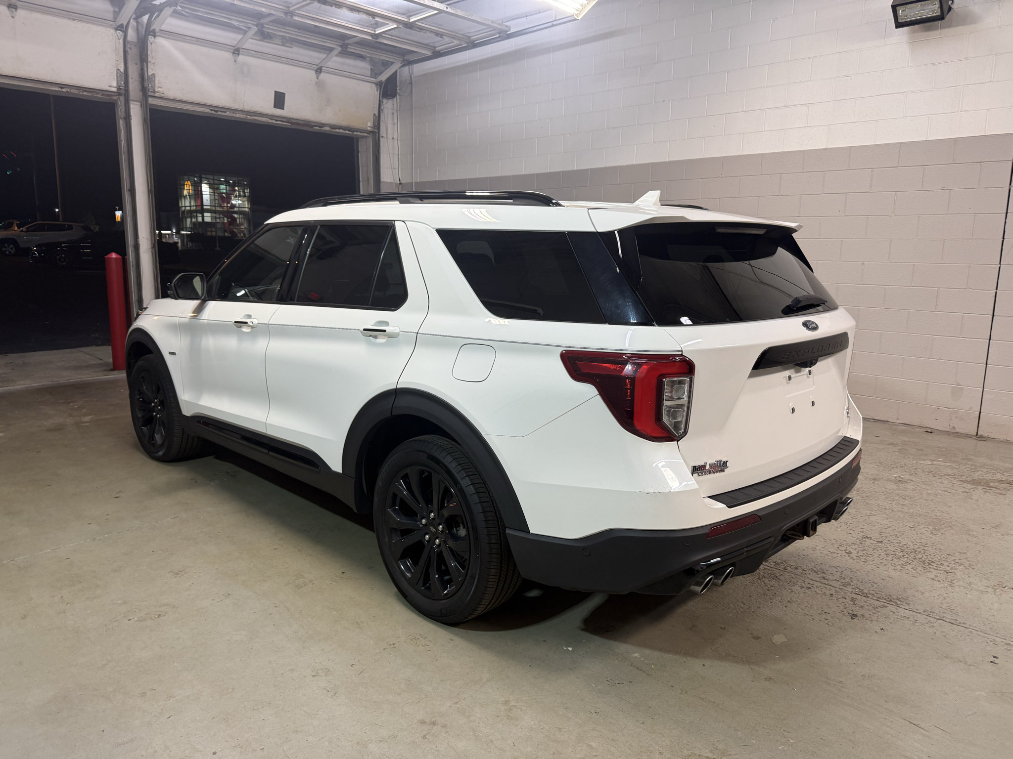 Used 2020 Ford Explorer ST w/ Premium Technology Package AWD/4WD image 5